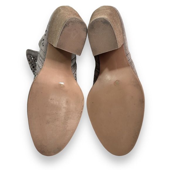 Jeffrey Campbell Ankle Boot Bootie Sz 8 Rosalee Suede Perforated Taupe Gray Heel - Picture 10 of 11